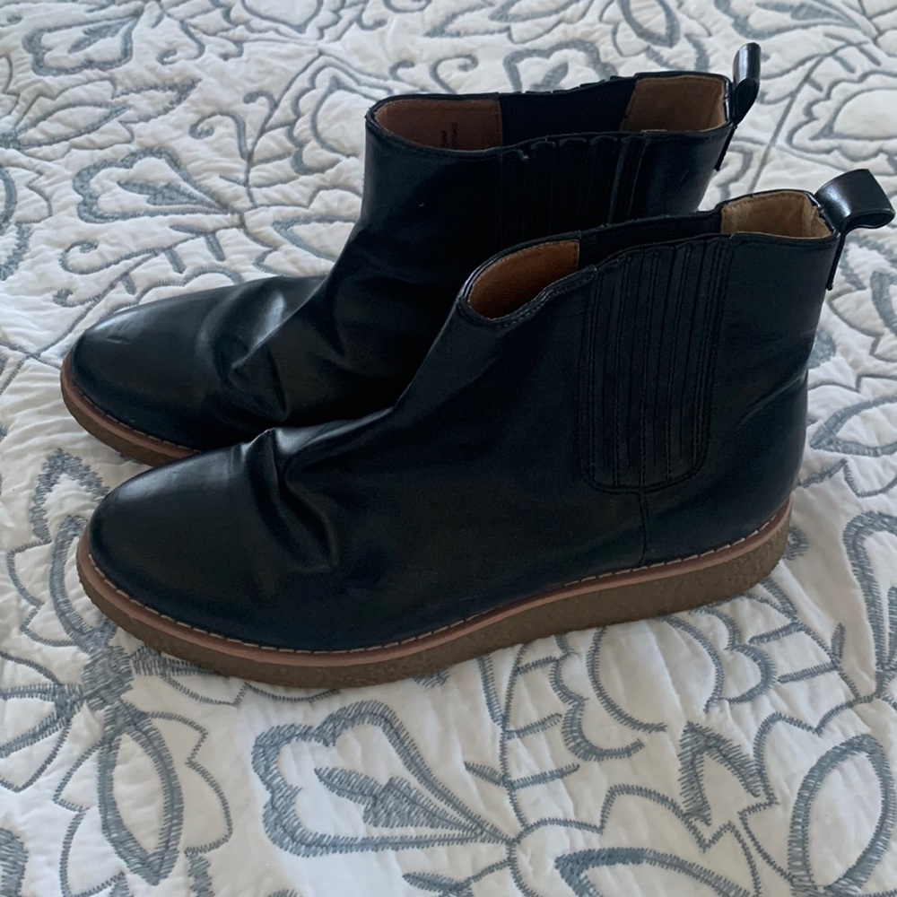 Black ankle boots - Picture 1 of 1